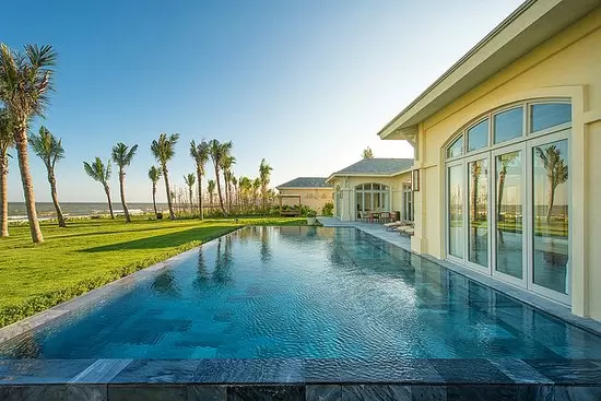 FLC Sầm Sơn Beach & Golf Resort